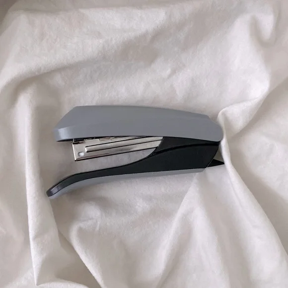 Stapler - Picture 1 of 1